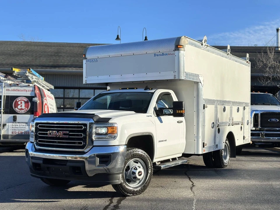 2017 GMC Sierra 3rd Gen - Image 2 of 12