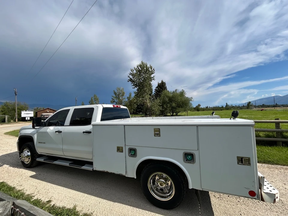 2017 GMC Sierra Heavy Duty 4th Gen - Image 8 of 18