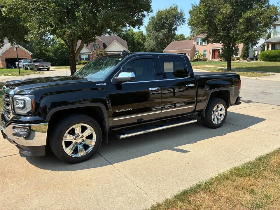2017 GMC Sierra 4th Gen - Image 2 of 6