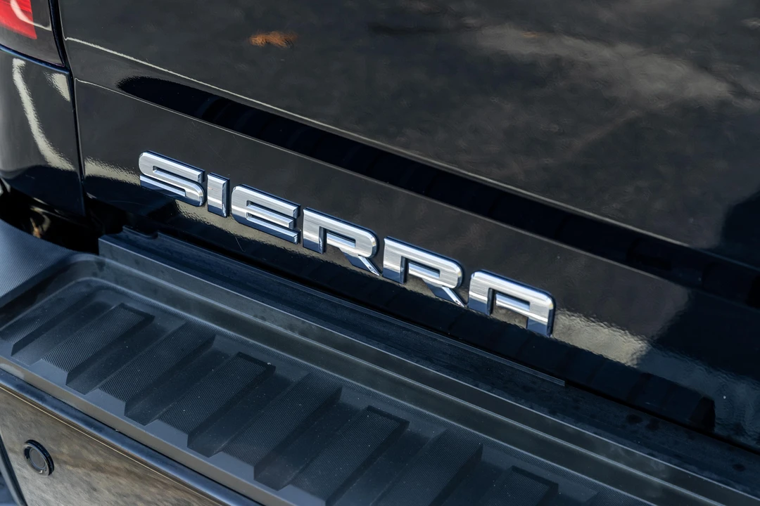 2017 GMC Sierra Heavy Duty 3rd Gen - Image 30 of 31