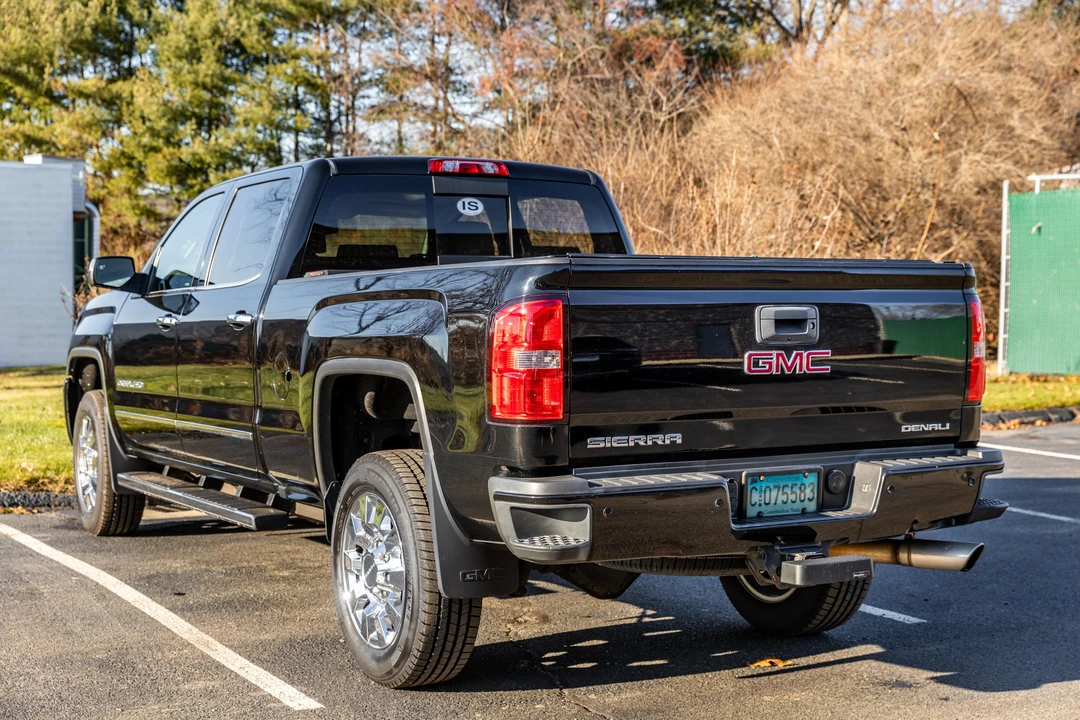 2017 GMC Sierra Heavy Duty 3rd Gen - Image 4 of 31