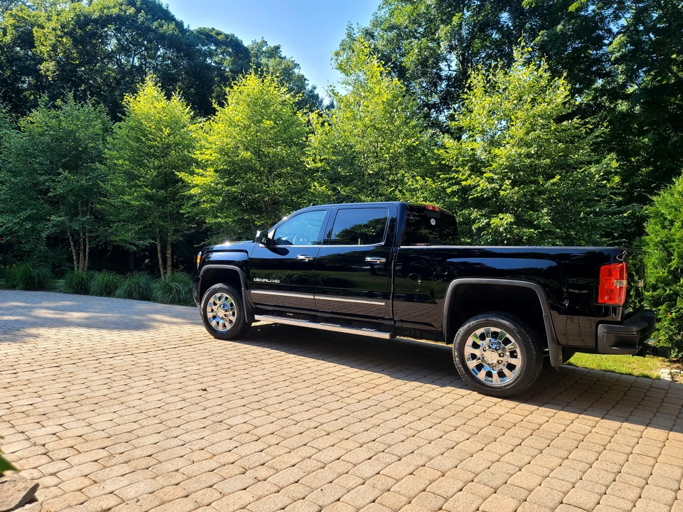 2017 GMC Sierra Heavy Duty 3rd Gen - Image 9 of 31