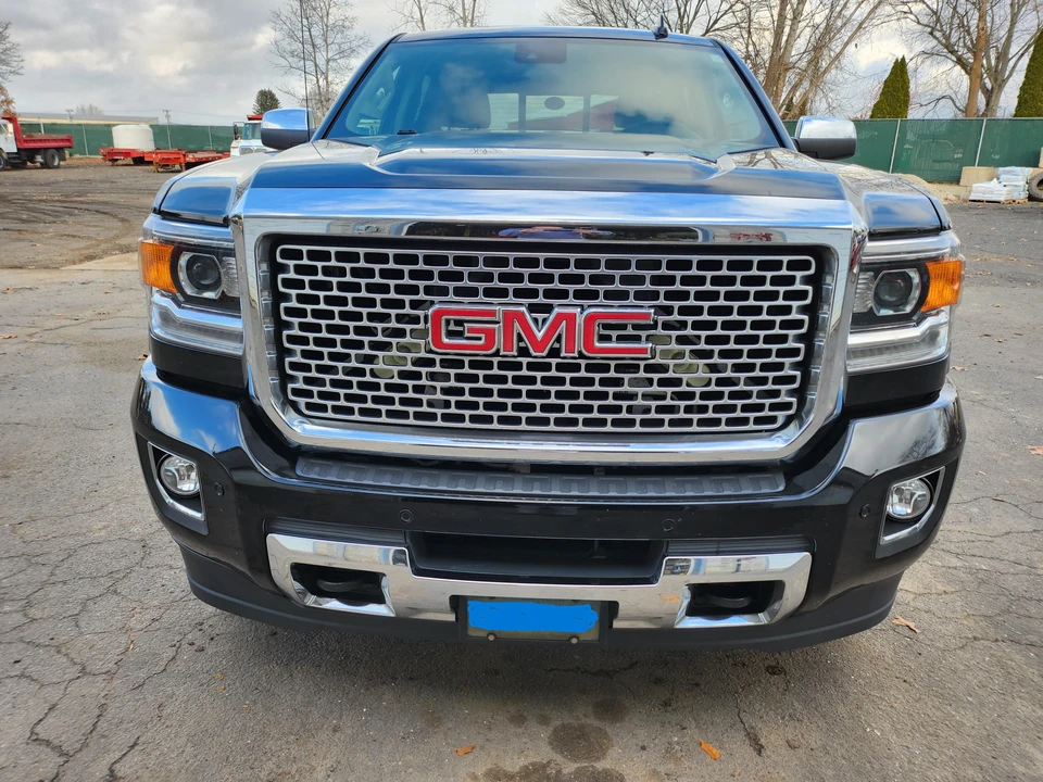 2017 GMC Sierra Heavy Duty 3rd Gen - Image 15 of 31