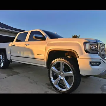 2017 GMC Sierra Denali