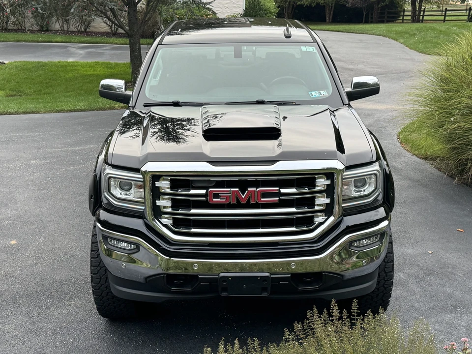 2017 GMC Sierra 4th Gen - Image 9 of 31