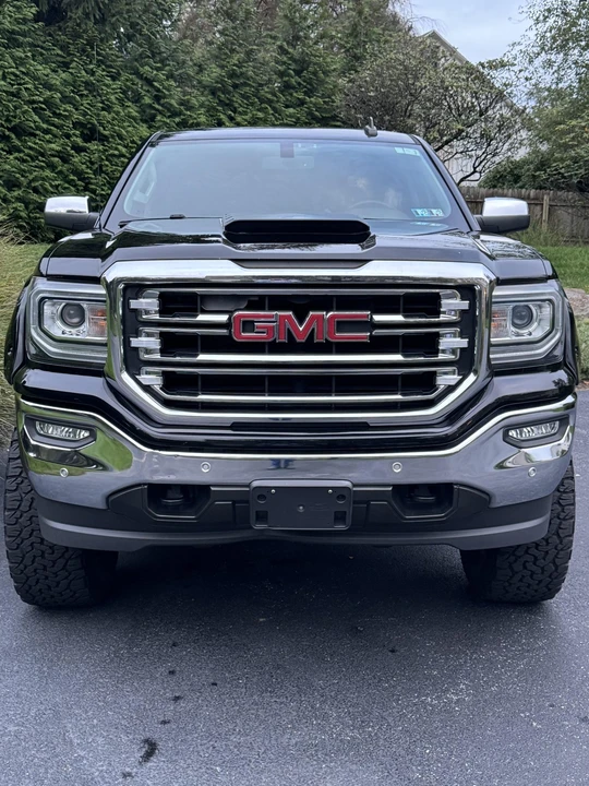 2017 GMC Sierra 4th Gen - Image 10 of 31