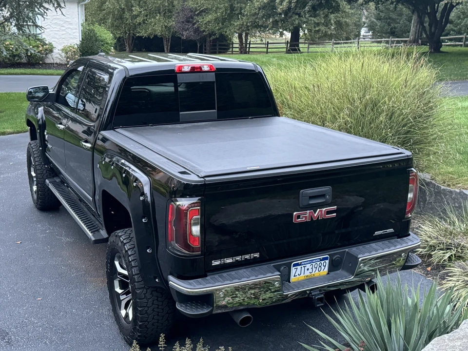 2017 GMC Sierra 4th Gen - Image 5 of 31