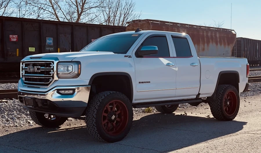 2017 GMC Sierra 4th Gen - Image 12 of 24