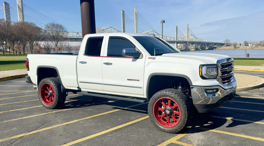 2017 GMC Sierra 4th Gen - Image 2 of 24
