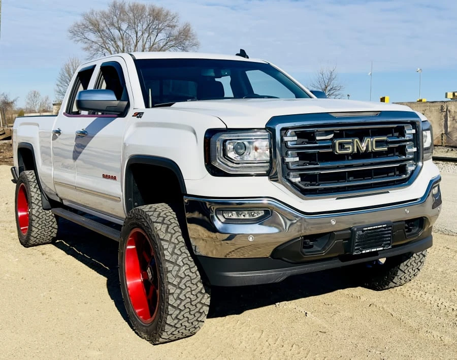 2017 GMC Sierra 4th Gen - Image 10 of 24