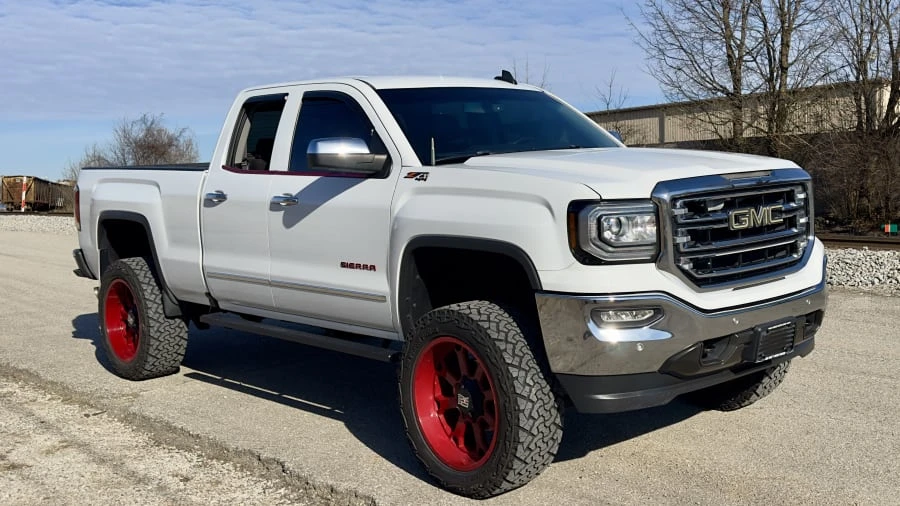 2017 GMC Sierra 4th Gen - Image 7 of 24