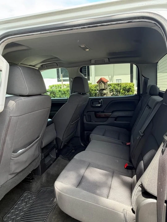 2017 GMC Sierra 4th Gen - Image 5 of 8