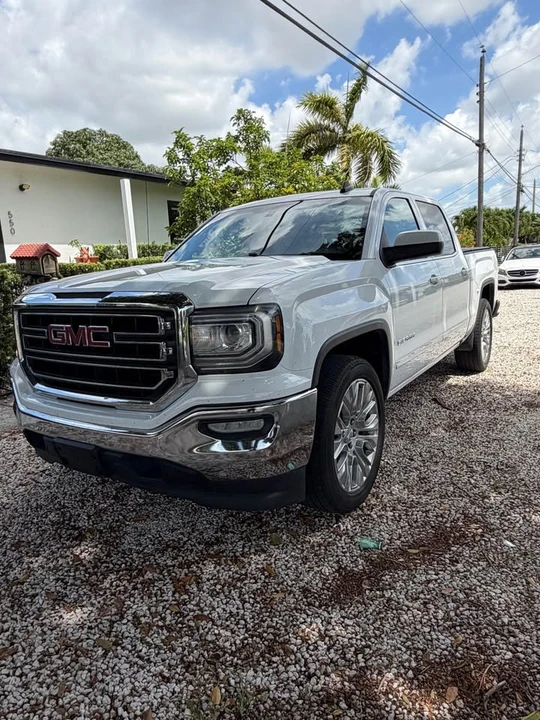 2017 GMC Sierra 4th Gen - Image 3 of 8