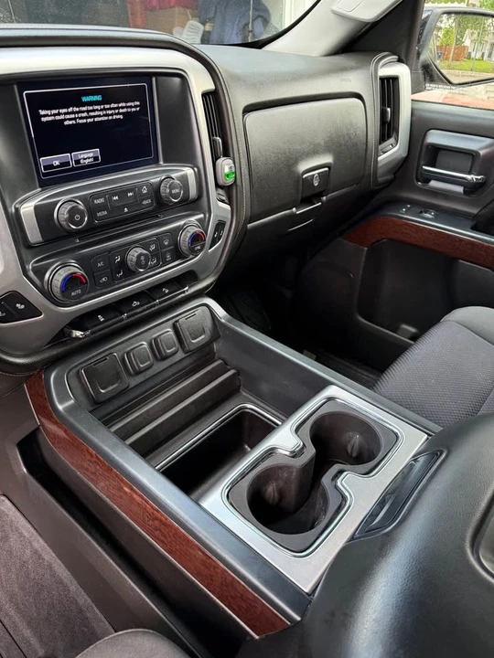2017 GMC Sierra 4th Gen - Image 6 of 9