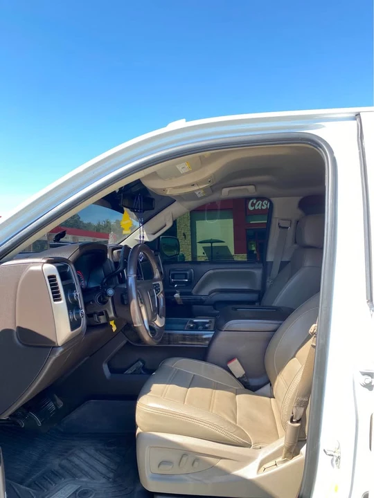 2017 GMC Sierra 4th Gen - Image 5 of 8