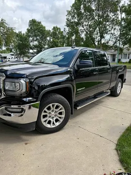 2017 GMC Sierra 1500 Crew Cab SLE