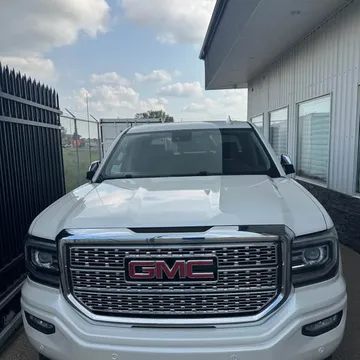 2017 GMC Sierra 1500 Denali Crew Cab