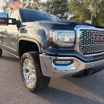 2017 GMC Sierra 1500 Crew Cab SLT