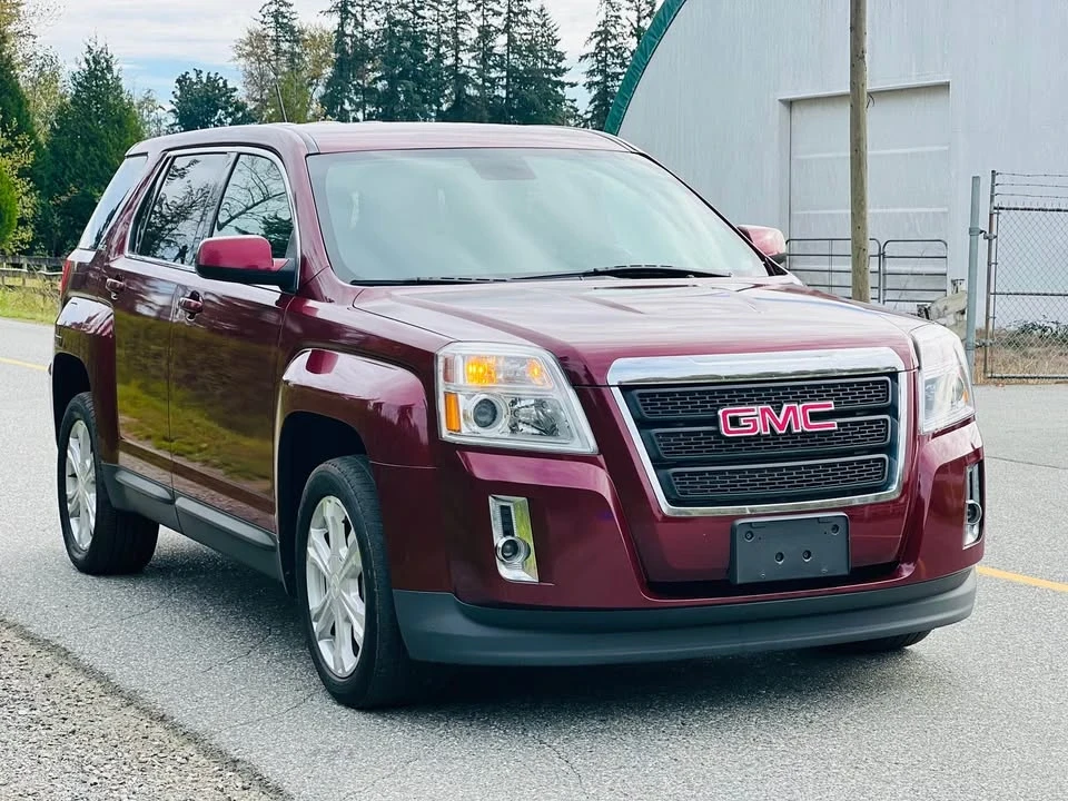 2017 GMC Terrain - Image 2 of 11
