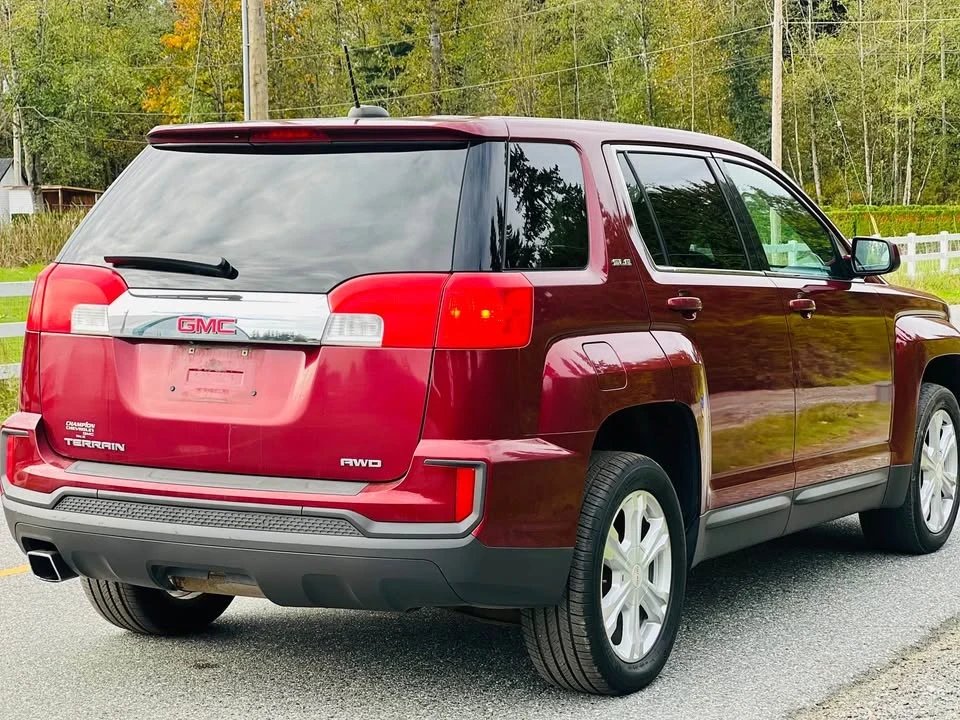 2017 GMC Terrain - Image 7 of 11