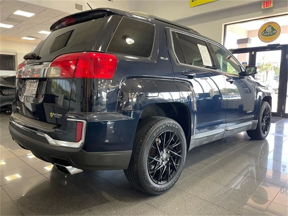 2017 GMC Terrain - Image 5 of 31
