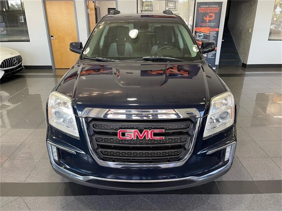 2017 GMC Terrain - Image 9 of 31