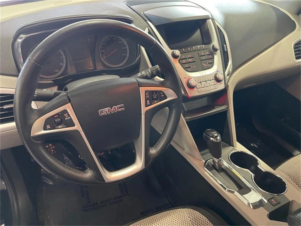 2017 GMC Terrain - Image 27 of 31
