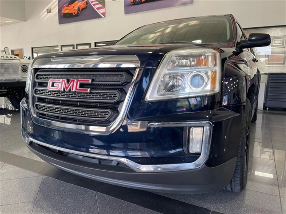 2017 GMC Terrain - Image 11 of 31