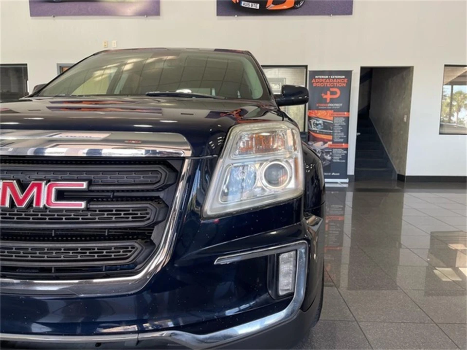 2017 GMC Terrain - Image 10 of 31