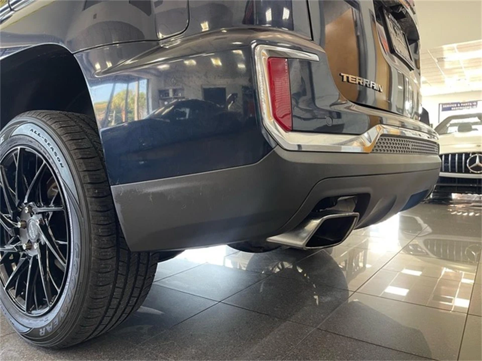 2017 GMC Terrain - Image 16 of 31