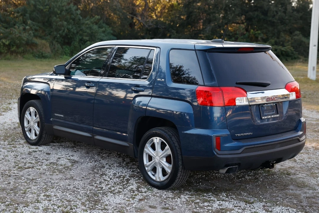 2017 GMC Terrain - Image 5 of 12