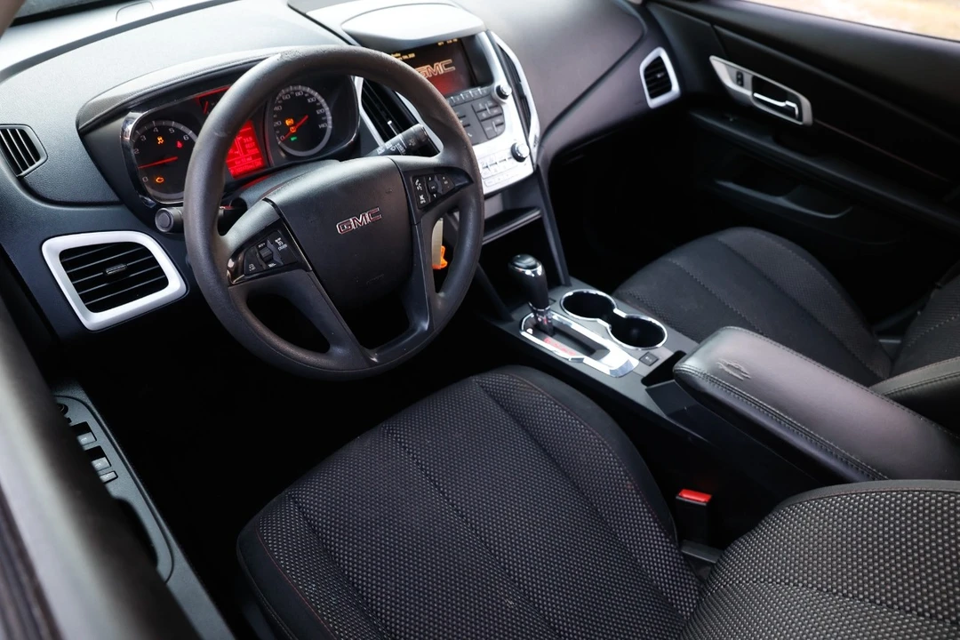 2017 GMC Terrain - Image 4 of 12