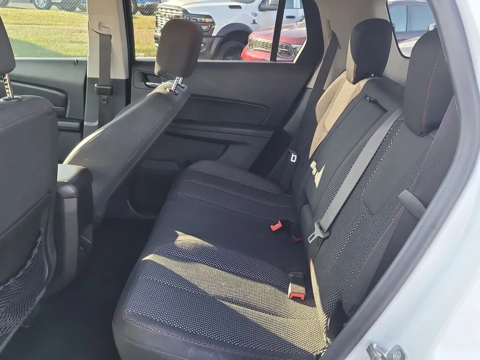 2017 GMC Terrain - Image 11 of 12