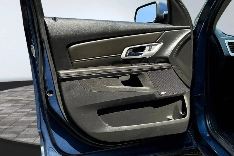 2017 GMC Terrain - Image 7 of 12