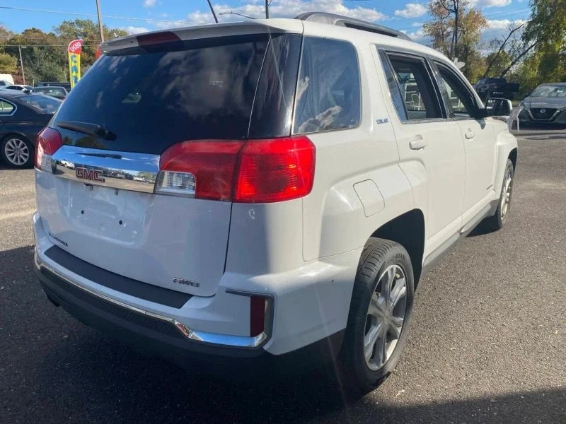 2017 GMC Terrain - Image 5 of 12
