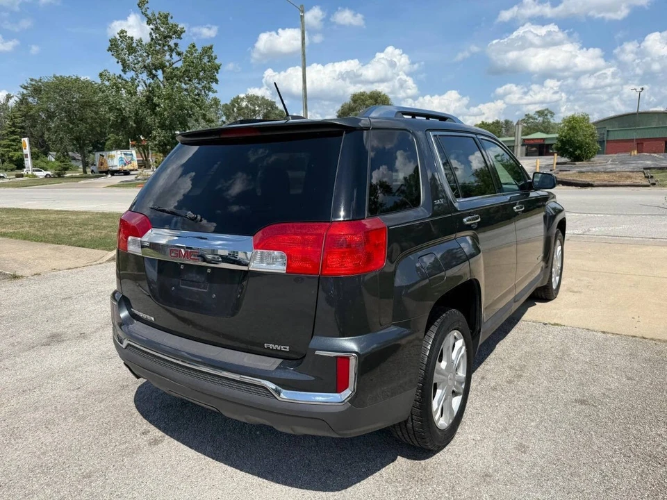 2017 GMC Terrain - Image 4 of 21