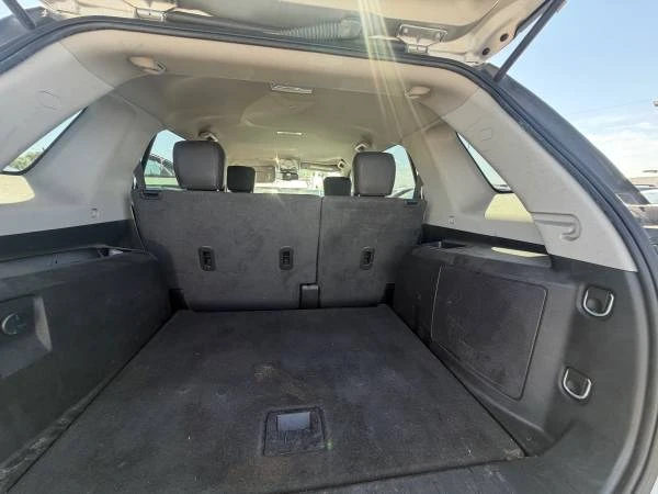 2017 GMC Terrain - Image 9 of 18
