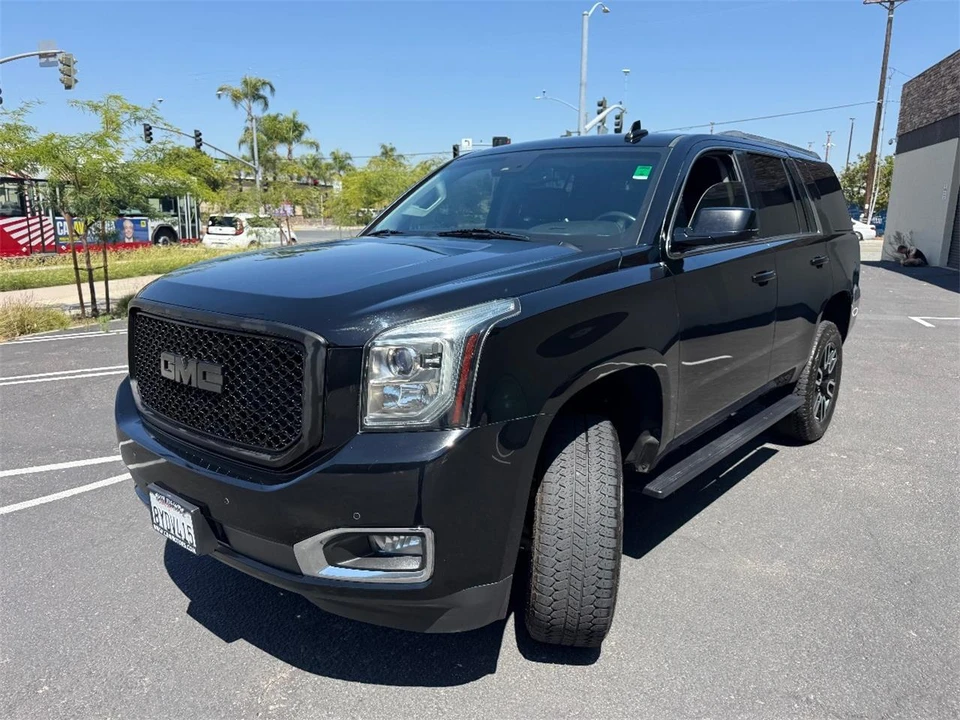 2017 GMC Yukon 4th Gen - Image 3 of 30
