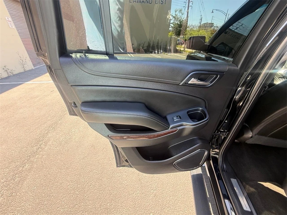 2017 GMC Yukon 4th Gen - Image 14 of 30