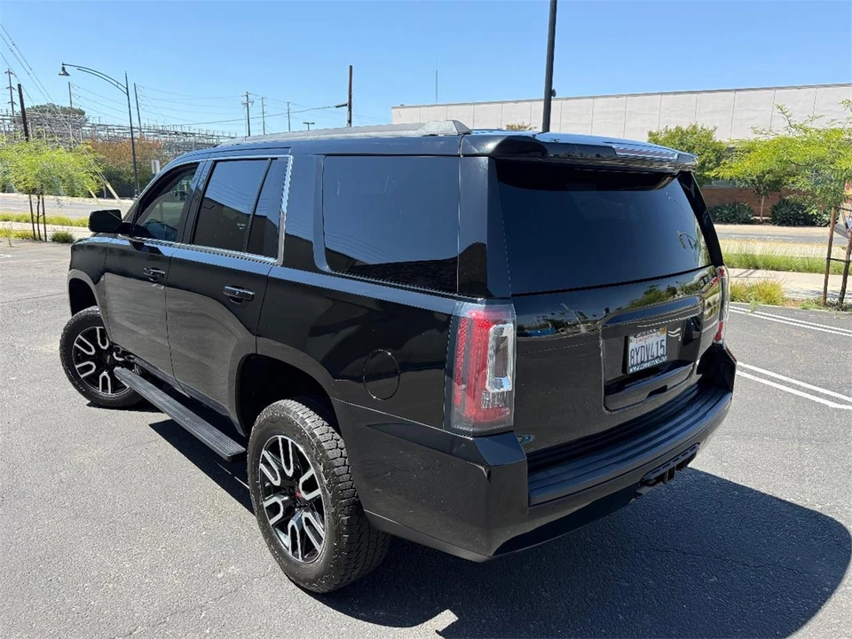 2017 GMC Yukon 4th Gen - Image 9 of 30