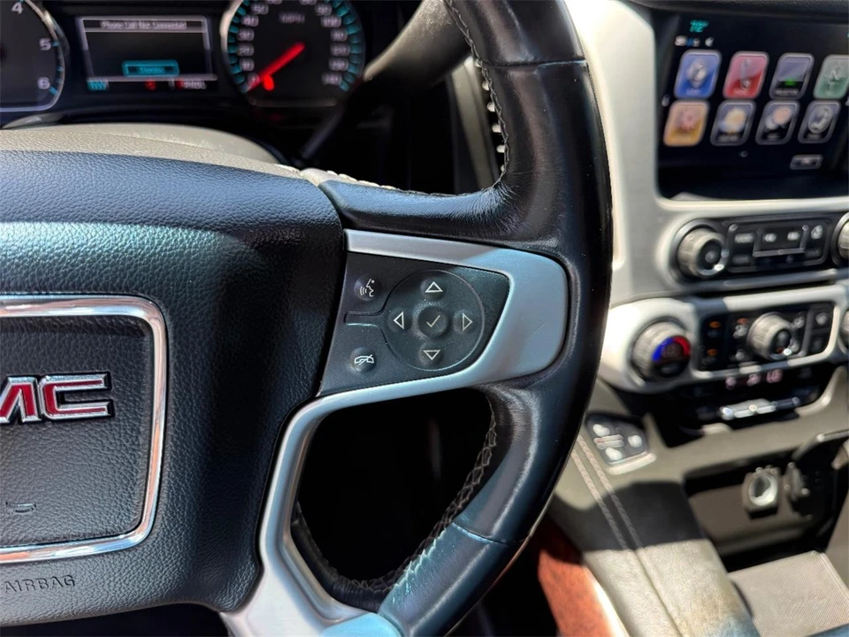 2017 GMC Yukon 4th Gen - Image 27 of 30