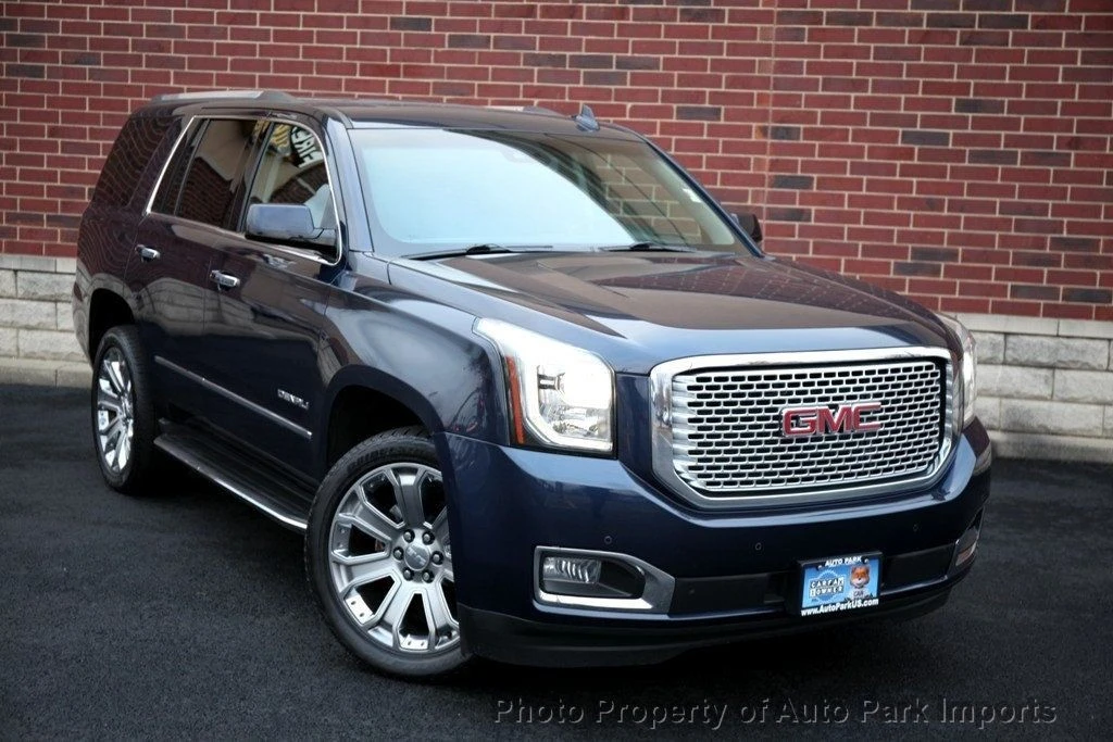2017 GMC Yukon 4th Gen - Image 9 of 12