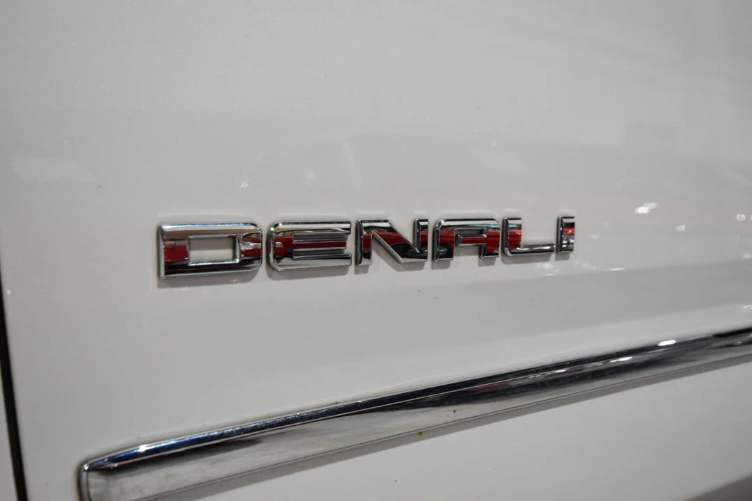 2017 GMC Yukon 4th Gen - Image 7 of 12