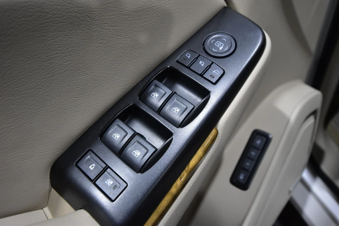2017 GMC Yukon 4th Gen - Image 16 of 21