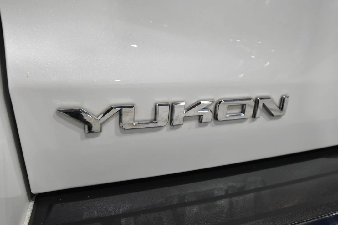 2017 GMC Yukon 4th Gen - Image 12 of 12