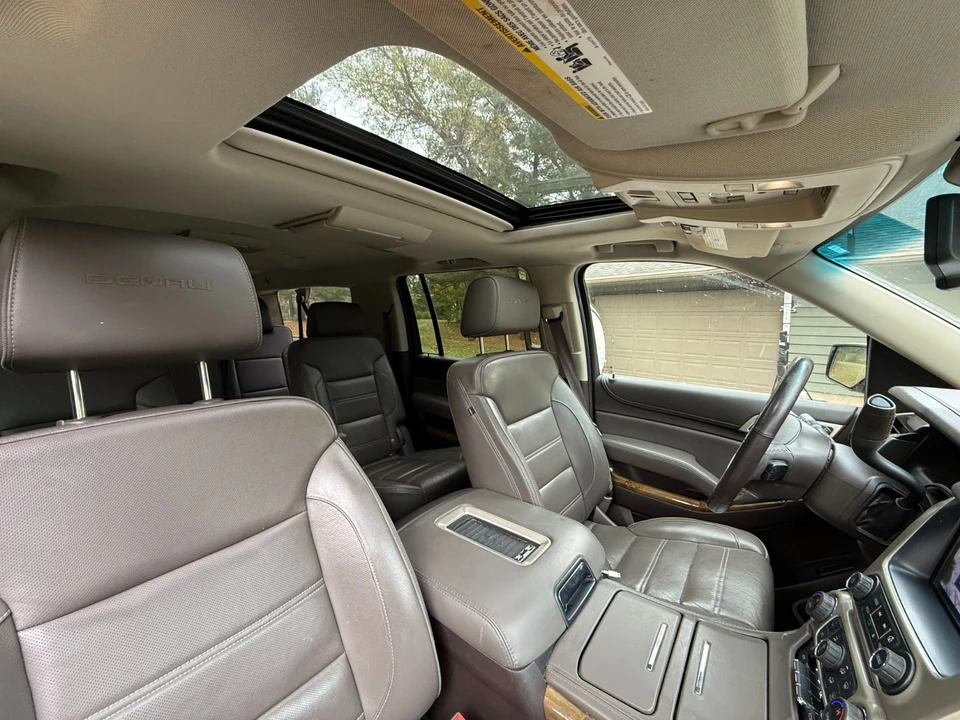 2017 GMC Yukon 4th Gen - Image 8 of 10