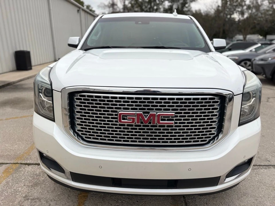 2017 GMC Yukon 4th Gen - Image 8 of 21