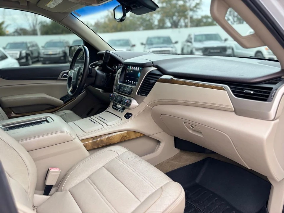 2017 GMC Yukon 4th Gen - Image 13 of 21