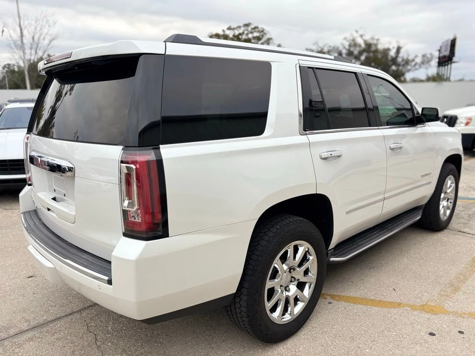 2017 GMC Yukon 4th Gen - Image 5 of 21