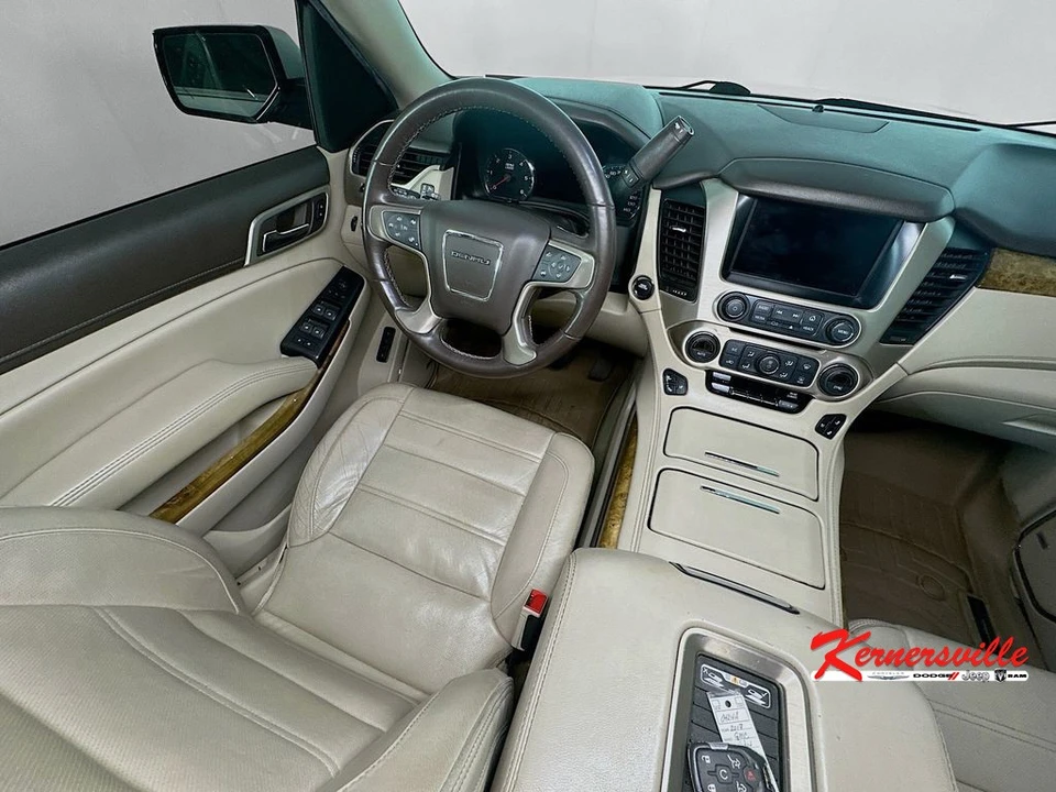 2017 GMC Yukon 4th Gen - Image 9 of 24